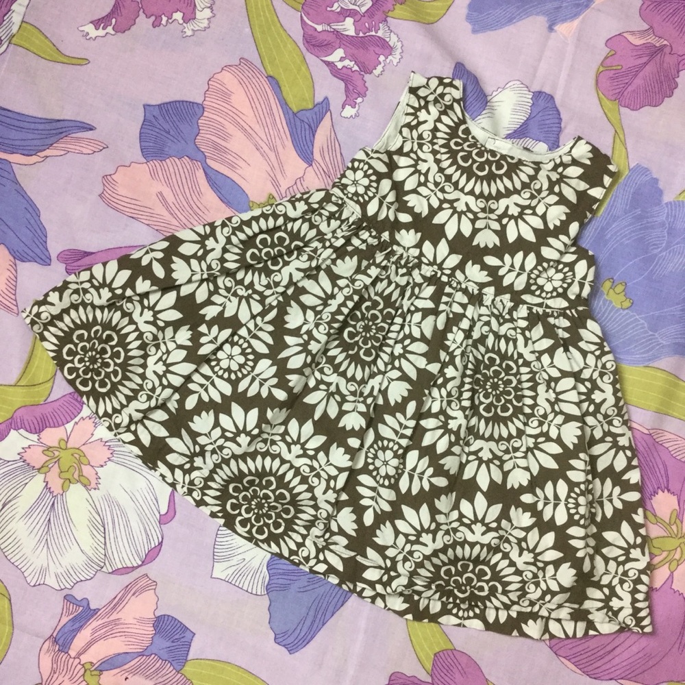 Like New Carter’s Toddler formal White/Brown Dress